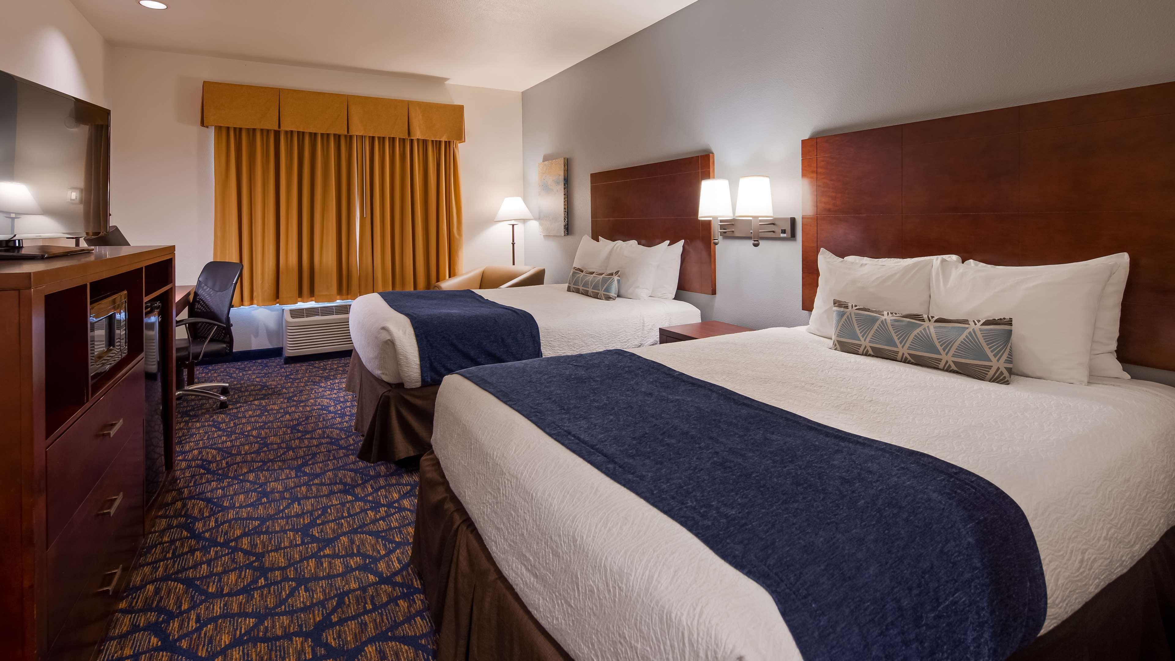 Best Western Plus Villa Del Lago Inn Patterson Luaran gambar