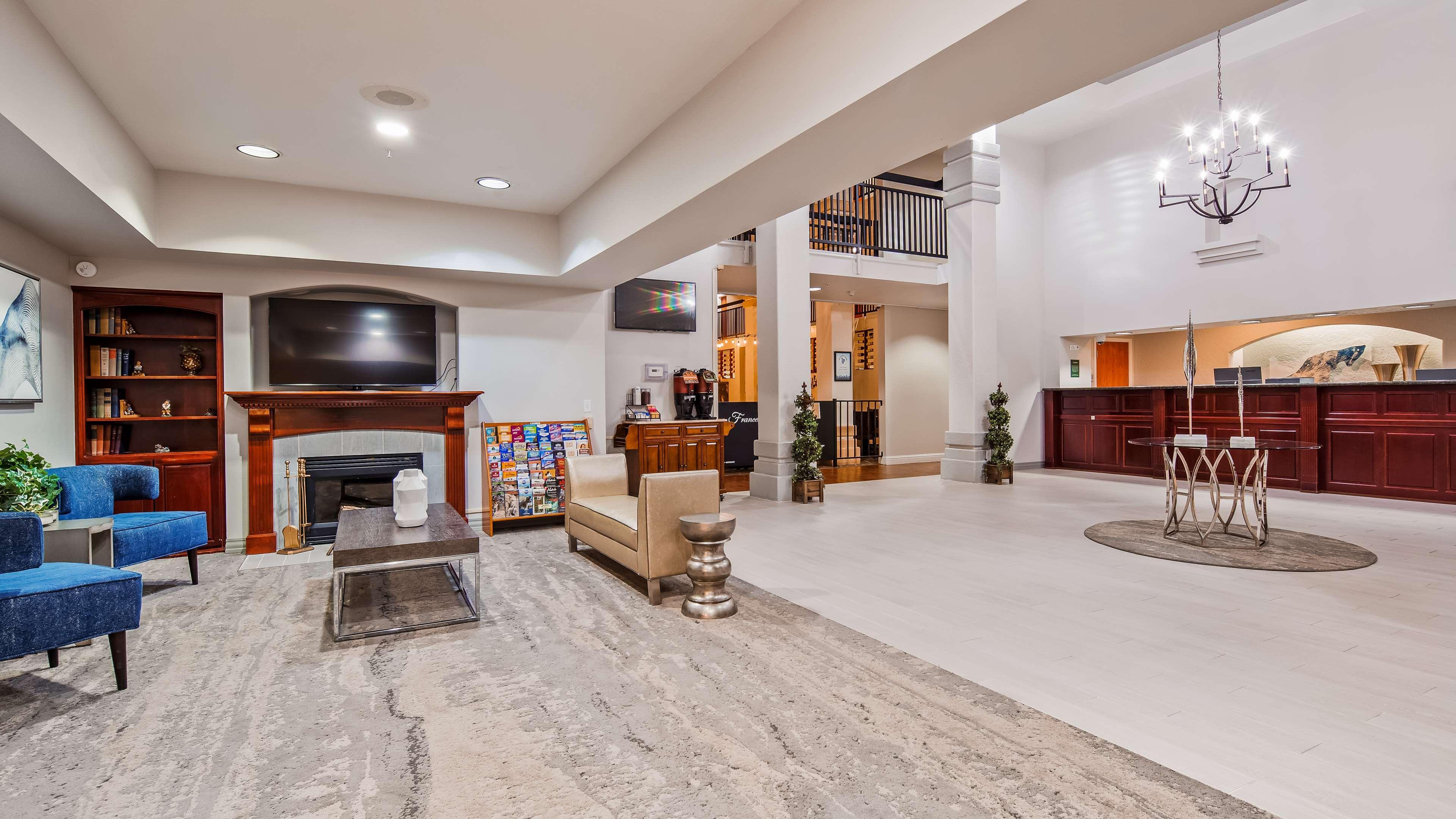 Best Western Plus Villa Del Lago Inn Patterson Luaran gambar
