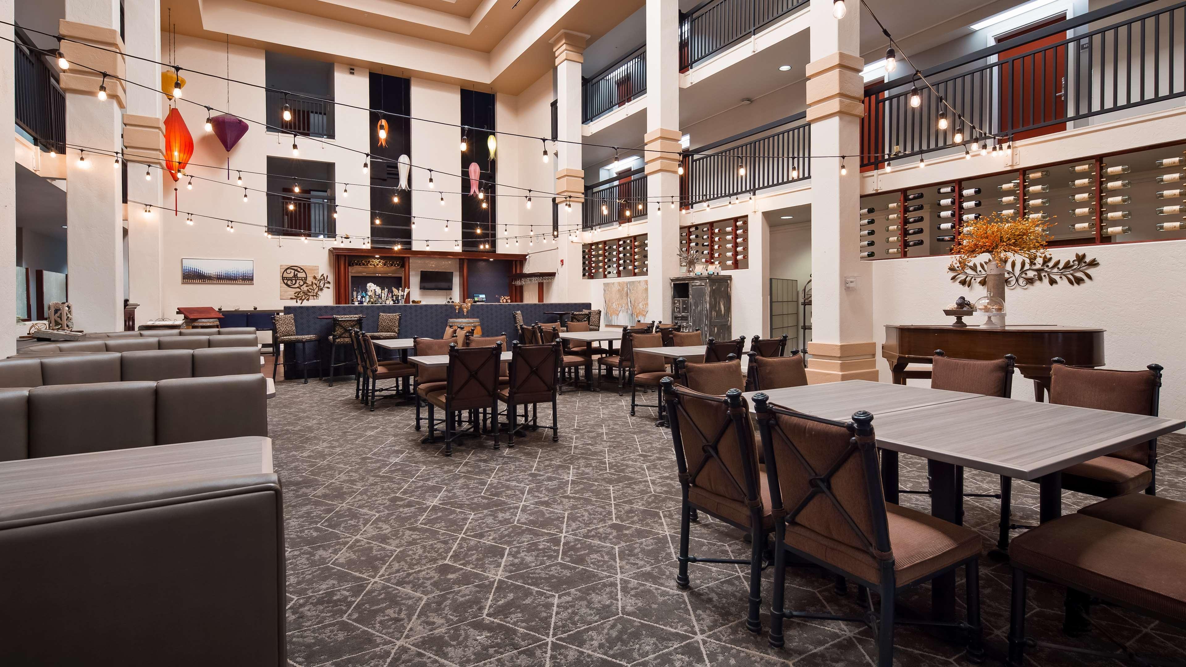 Best Western Plus Villa Del Lago Inn Patterson Luaran gambar