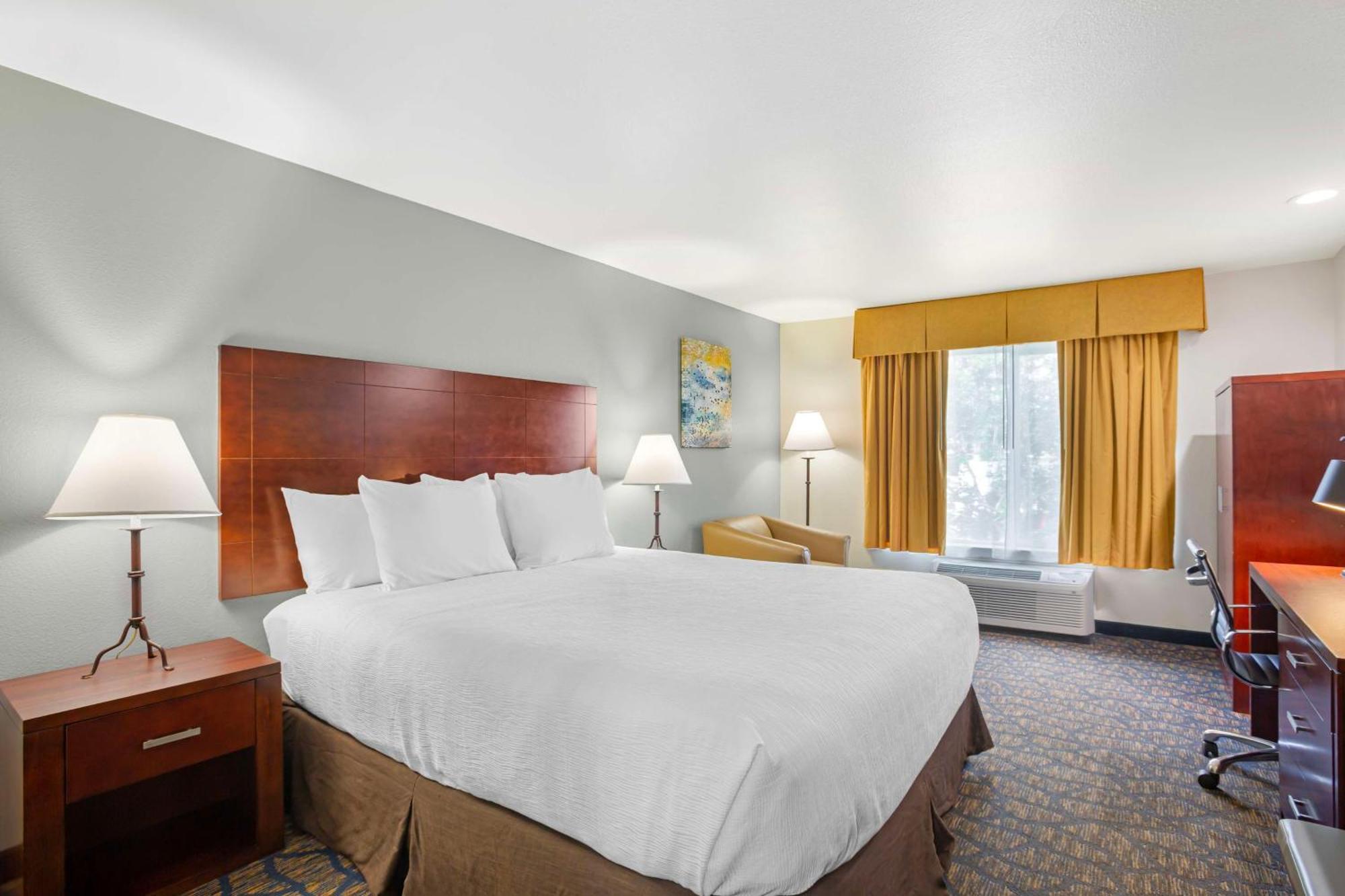 Best Western Plus Villa Del Lago Inn Patterson Luaran gambar