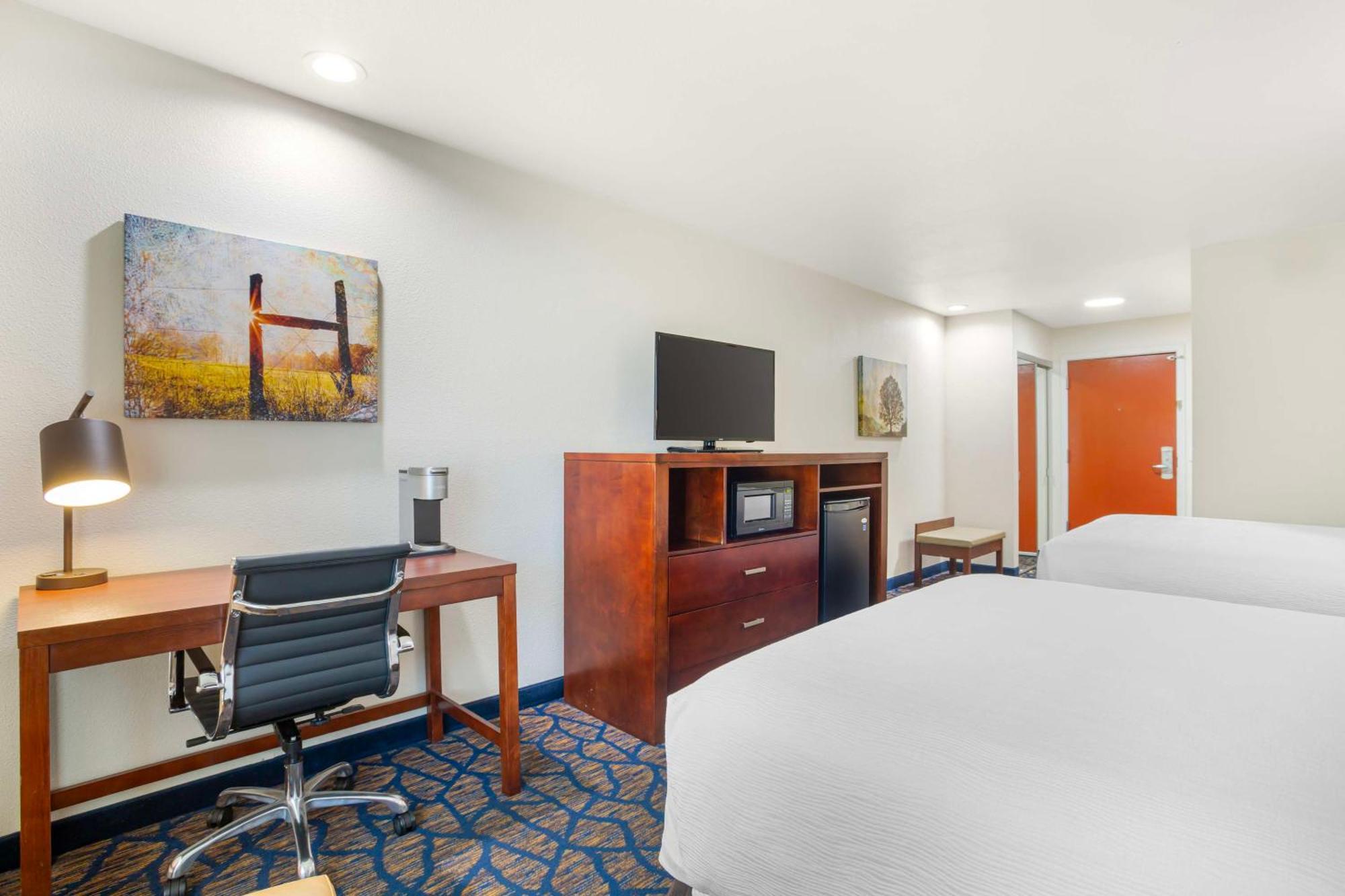 Best Western Plus Villa Del Lago Inn Patterson Luaran gambar