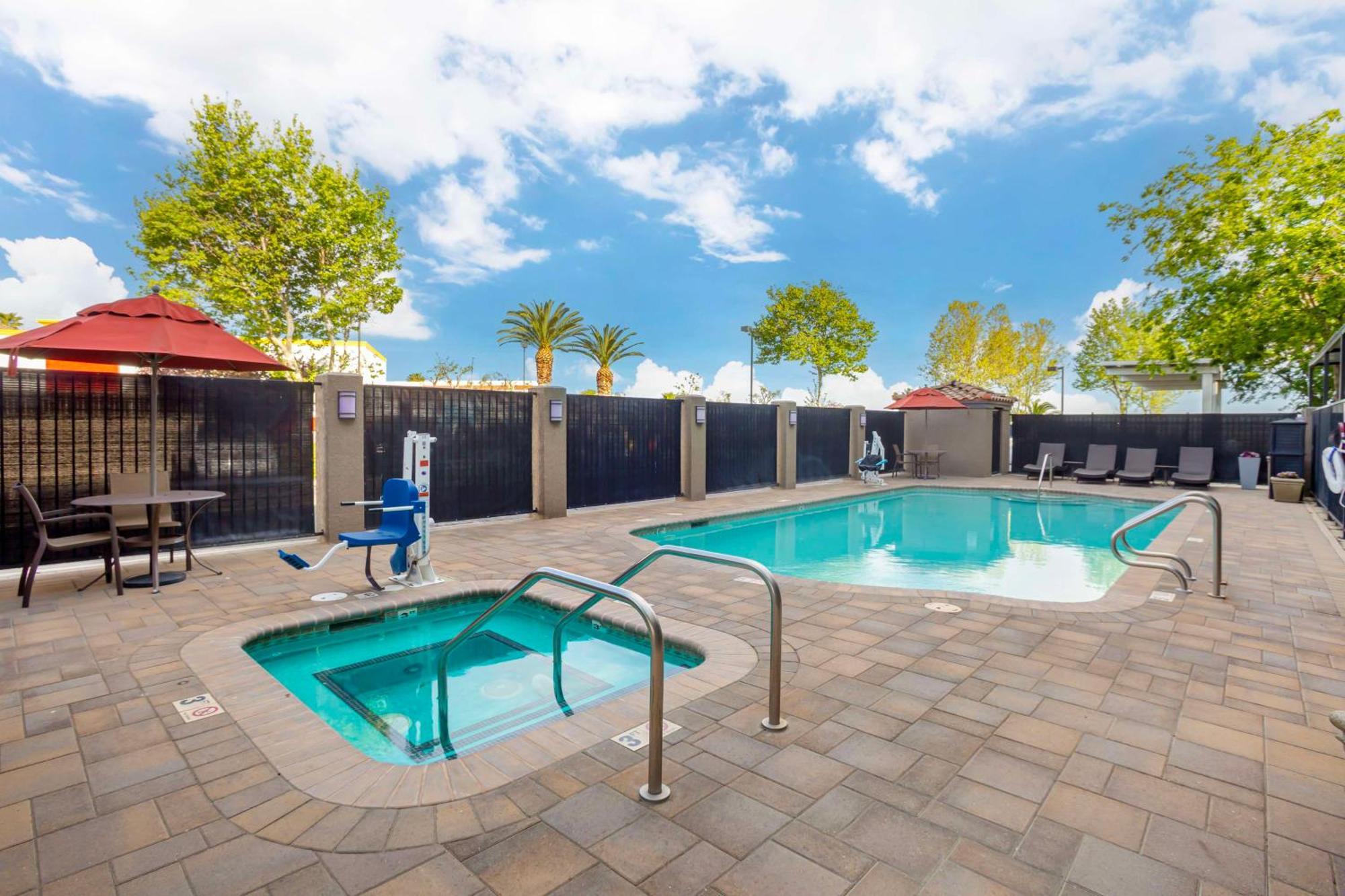Best Western Plus Villa Del Lago Inn Patterson Luaran gambar