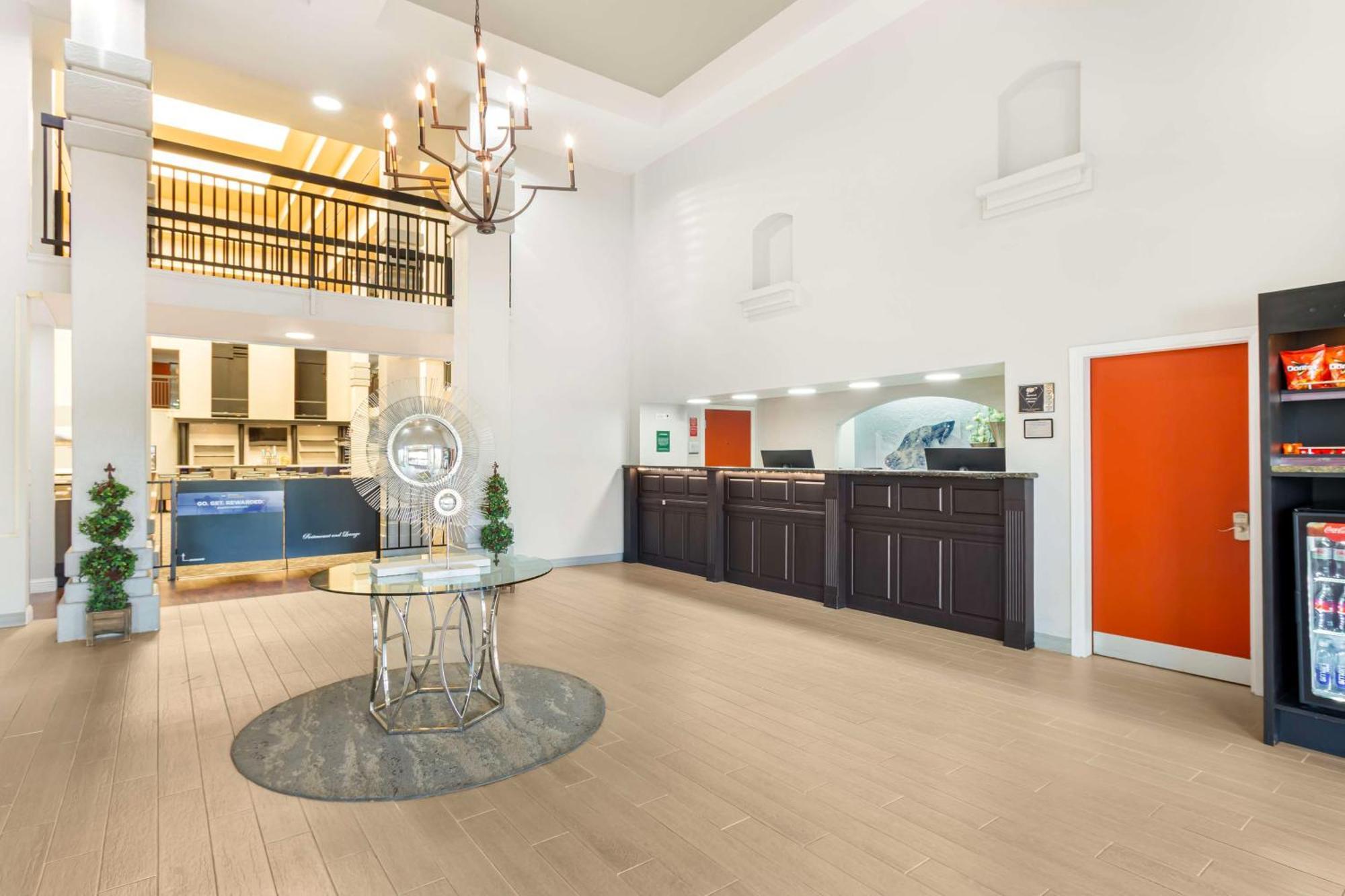 Best Western Plus Villa Del Lago Inn Patterson Luaran gambar